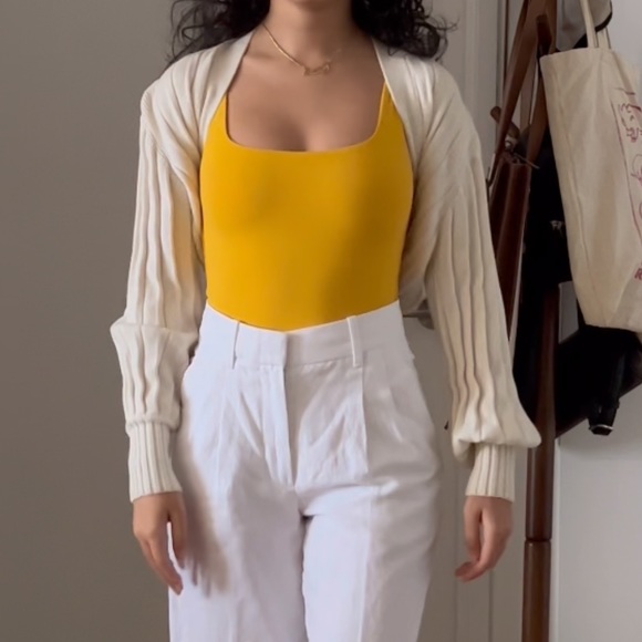 Aritzia Wilfred Plunge Front Cardigan - Picture 2 of 4